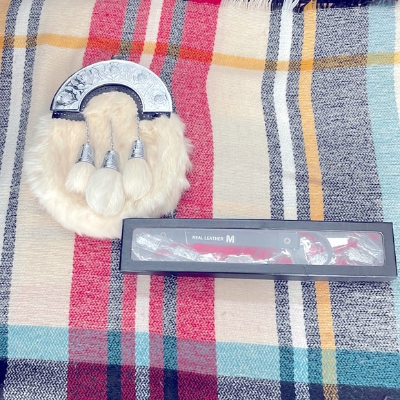Genuine Scotland Faux Fur Sporran NWT Rare